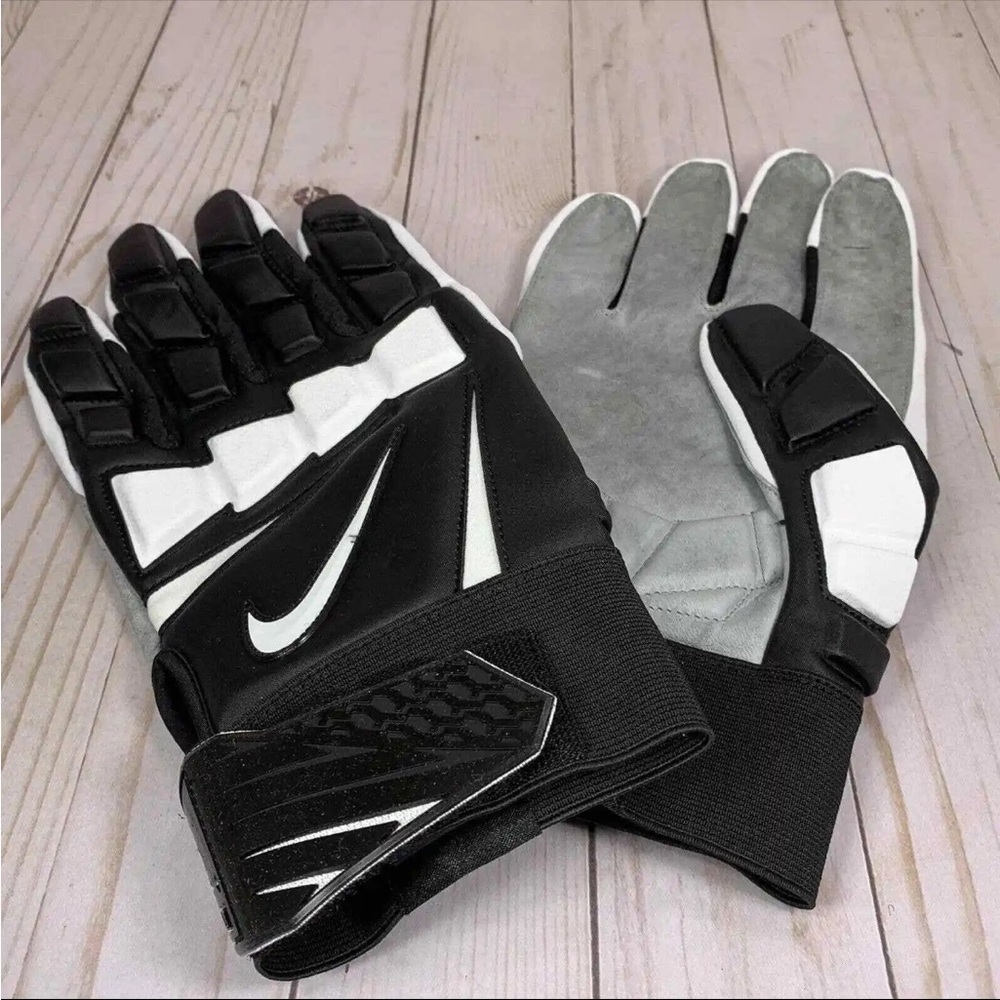 Nike Rare Hyperbeast 2.0 Team-Issued genuine Leather Football Gloves